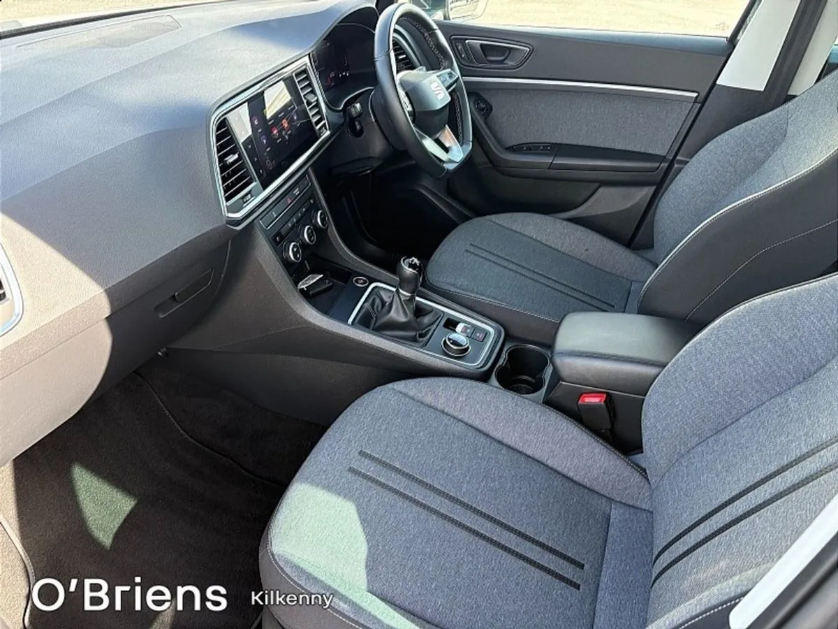 SEAT Ateca SE 2.0 TDI 115 BHP 5DR  1 Owner - Iris - Image 4