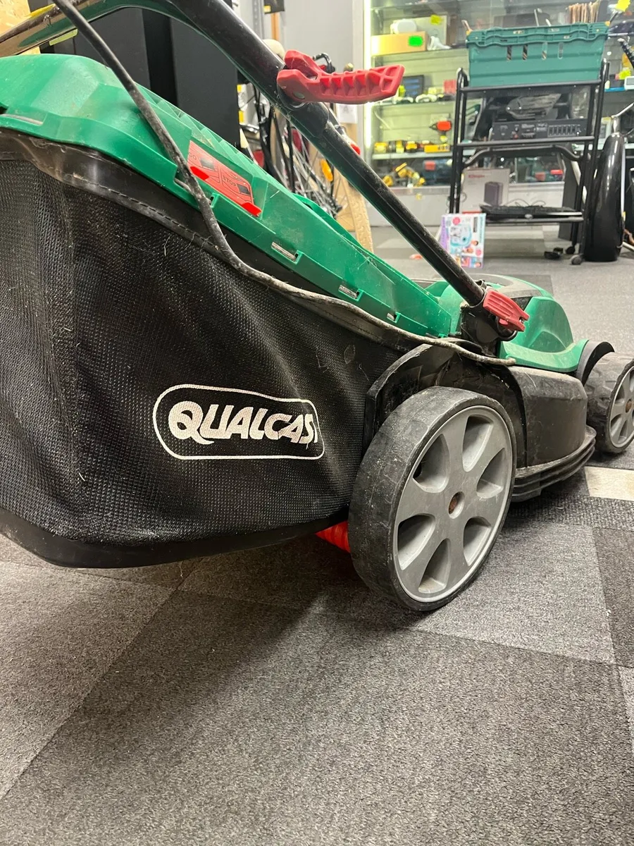 Qualcast Lawnmower - Image 3