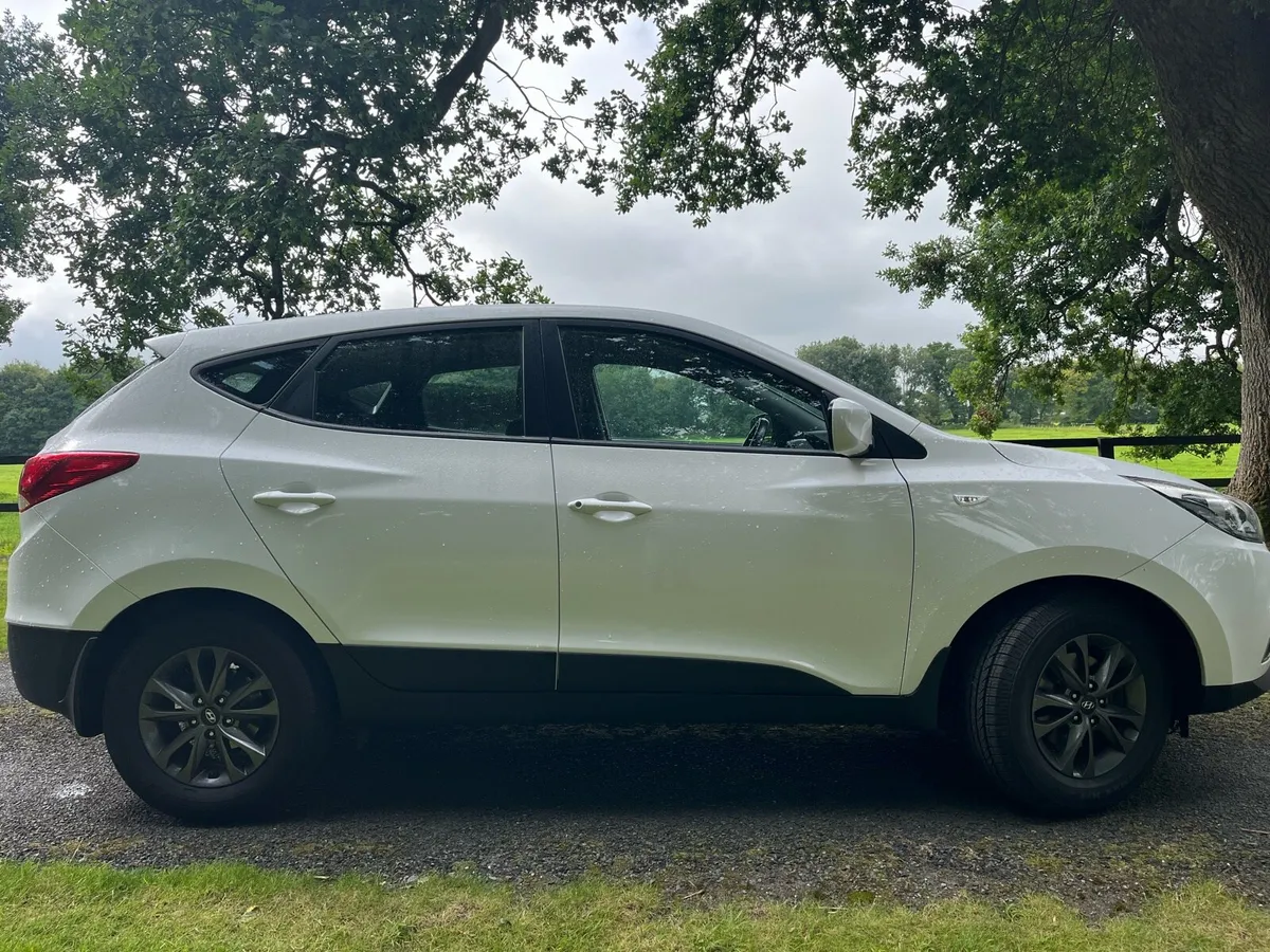 2015 HYUNDAI IX35 NEW NCT 07/26 - Image 2