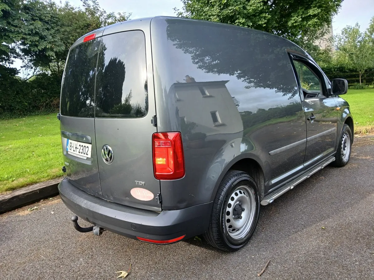 Volkswagen Caddy Tested 08/26 - Image 4