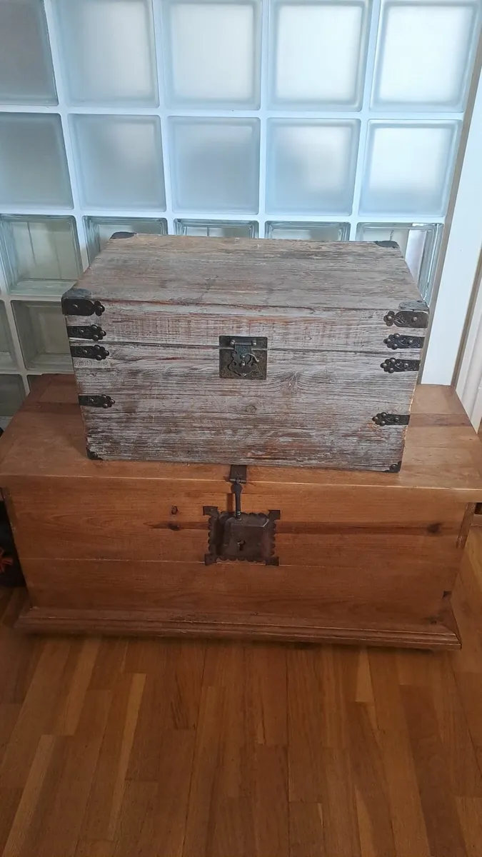 Wooden Blanket Boxes/Chests