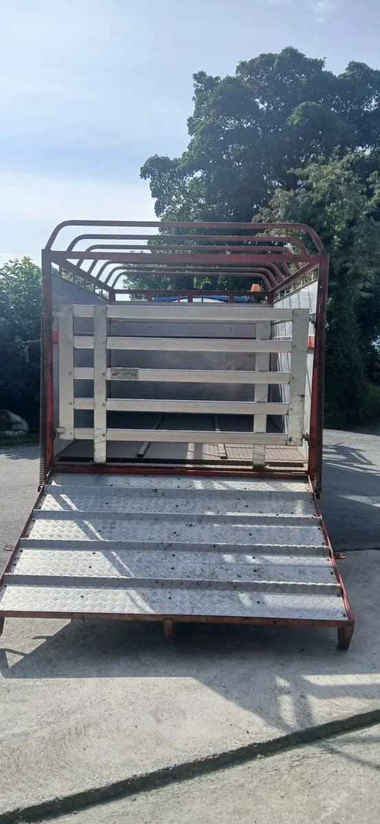Cattle Trailer - Image 2