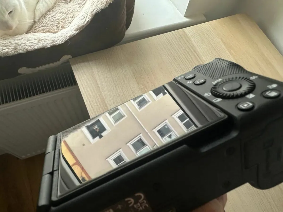 Sony ZV-E1 with Tamron 24mm f2.8 - Image 4