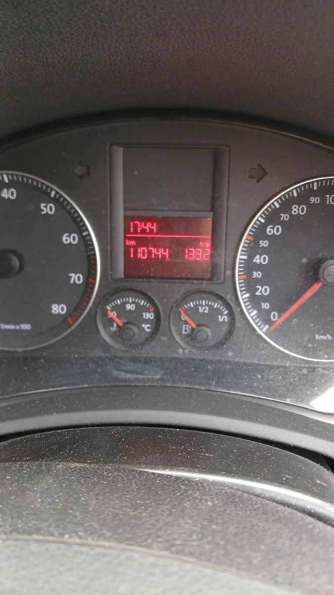 Volkswagen Jetta 2007 - Image 2