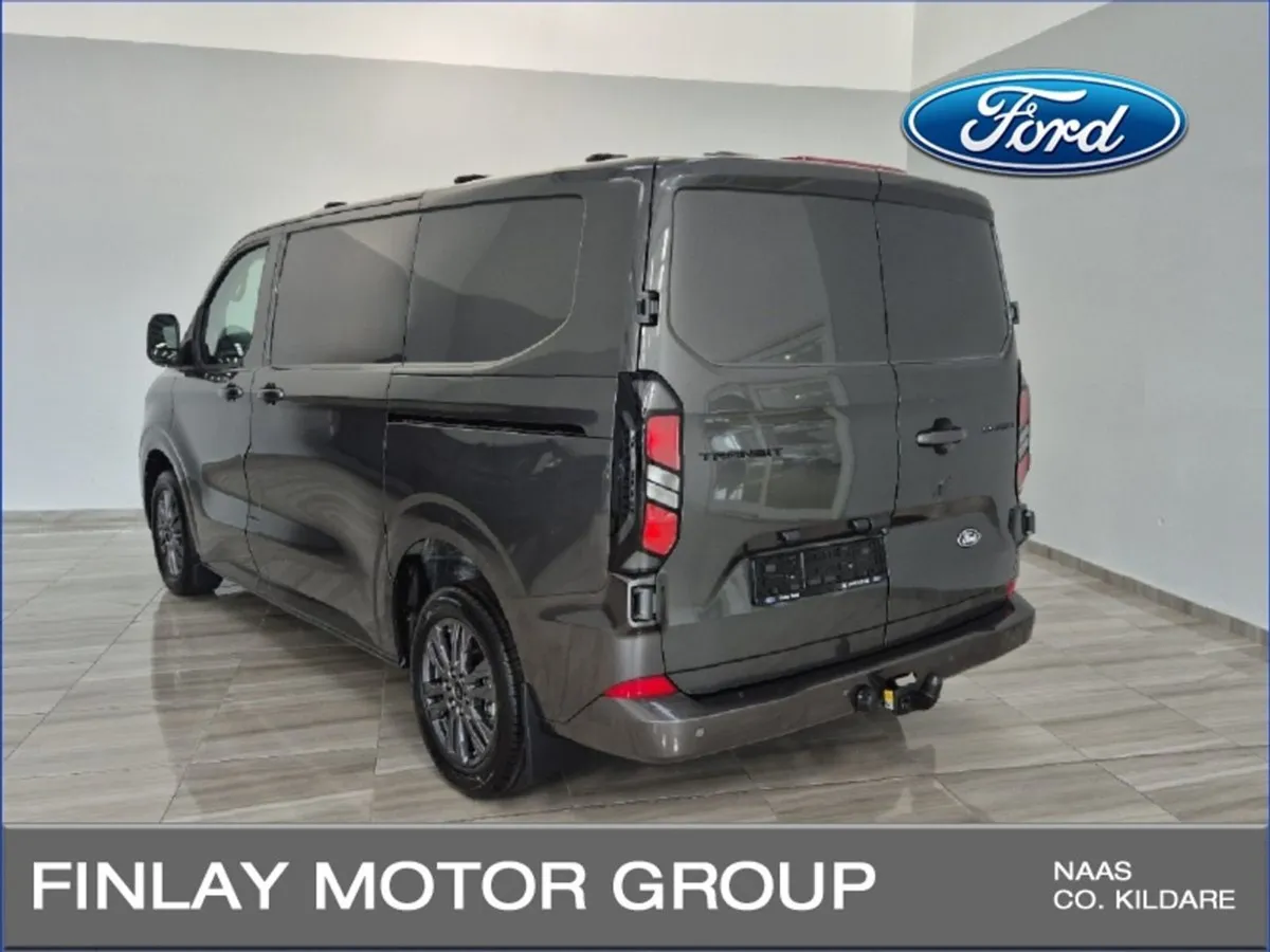 Ford Transit Custom Limited 2.0 136 PS 6spd MAN F - Image 3