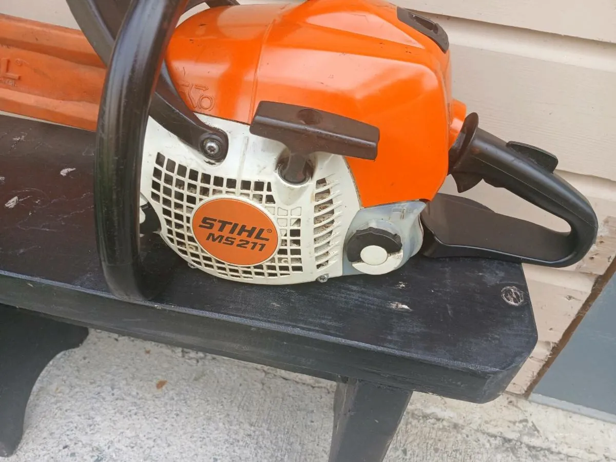 Stihl MS211 chainsaw in very good condition. - Image 4