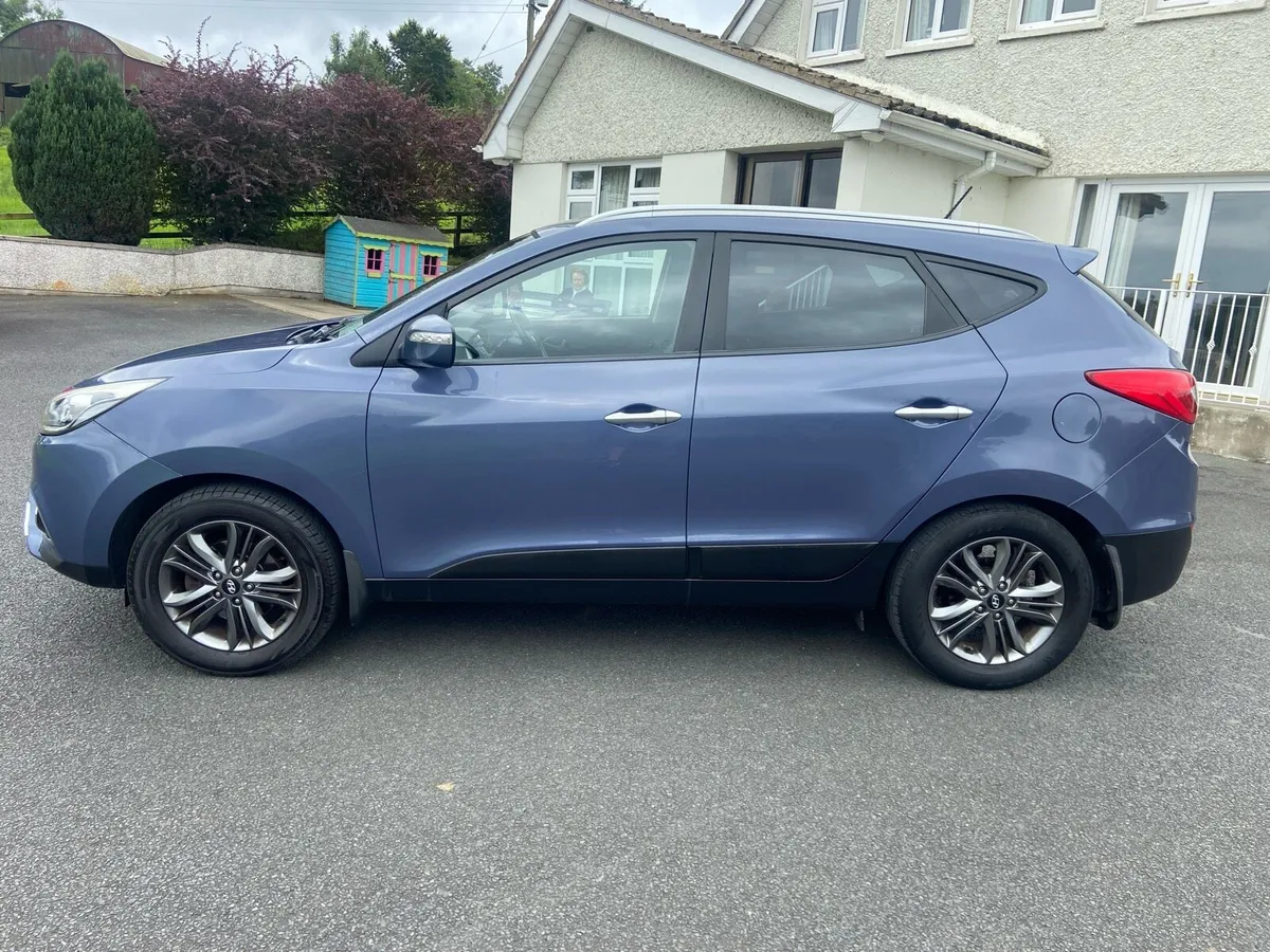 Hyundai ix35 1.7dsl executive - Image 3