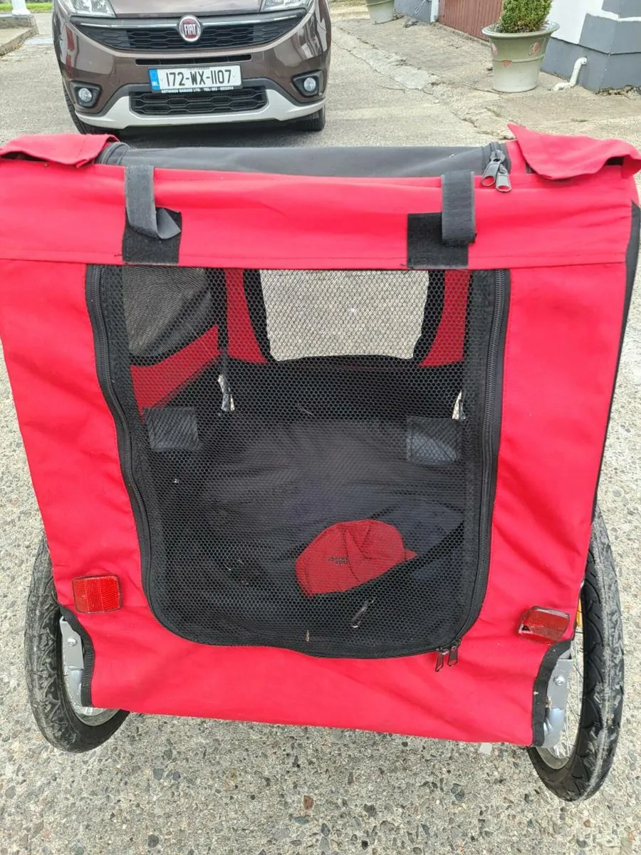 Bicycle  pet trailer. - Image 1
