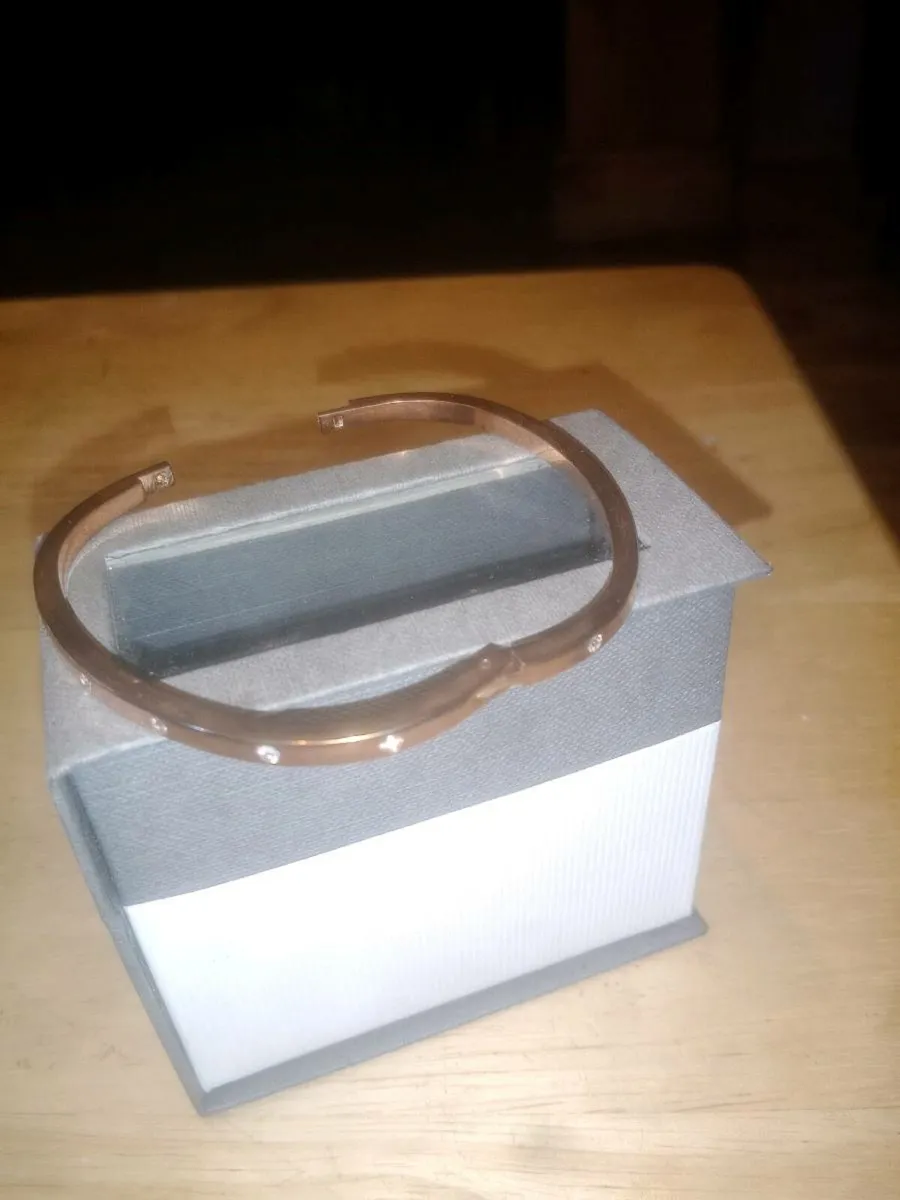 Bracelet and neckace - Image 4