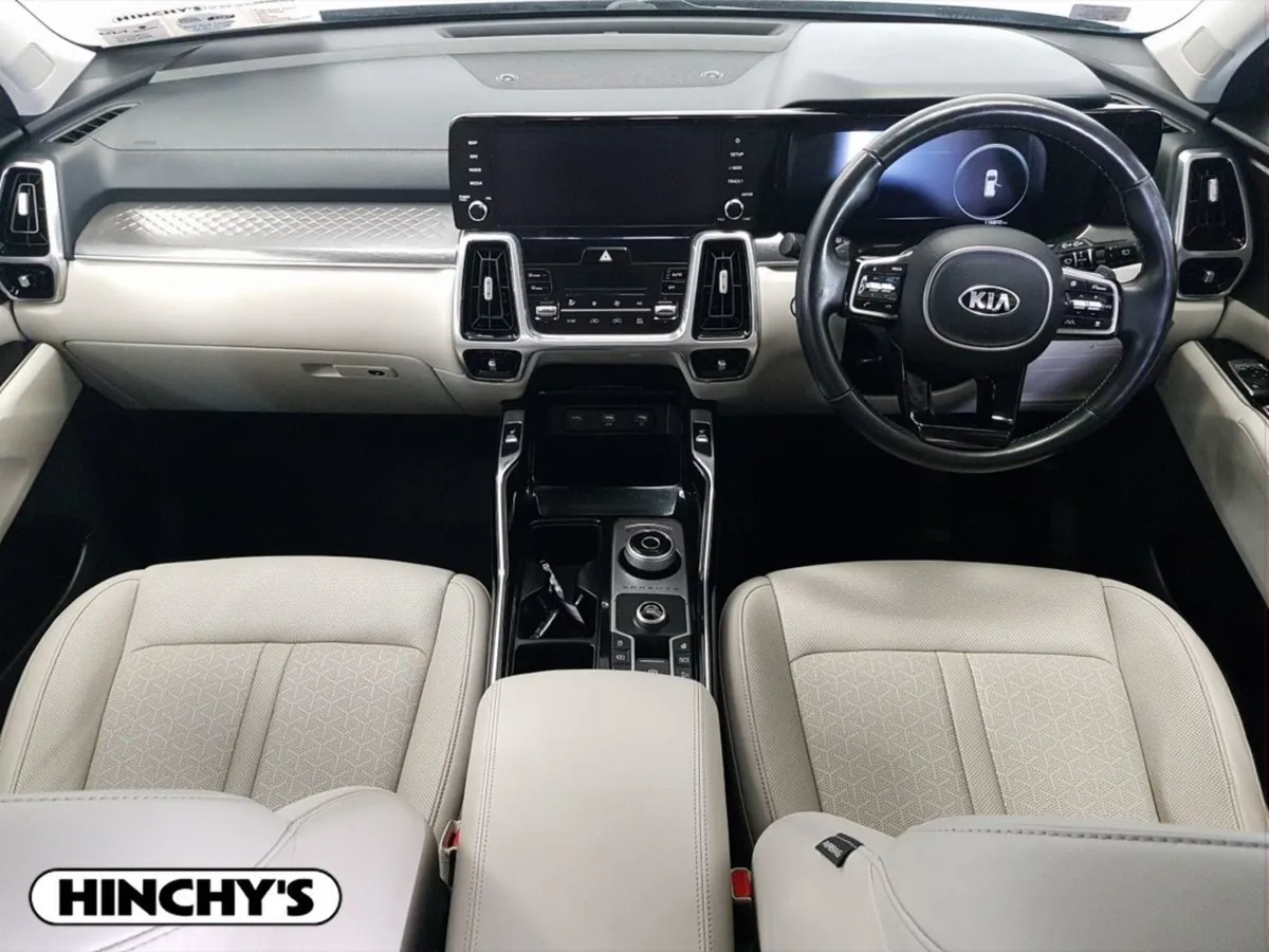 Kia Sorento 2.2 K3 4X2 Diesel 7 Seats - Image 3