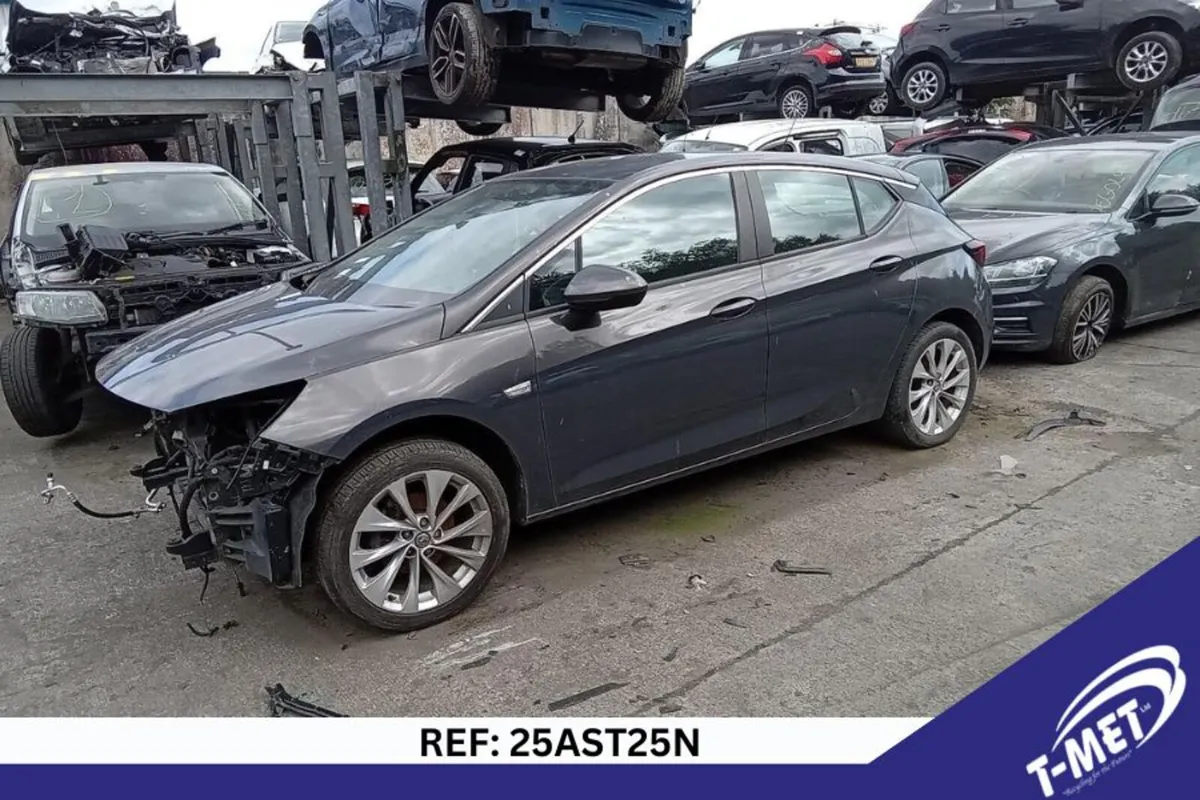 2016 VAUXHALL ASTRA BREAKING FOR PARTS - Image 4