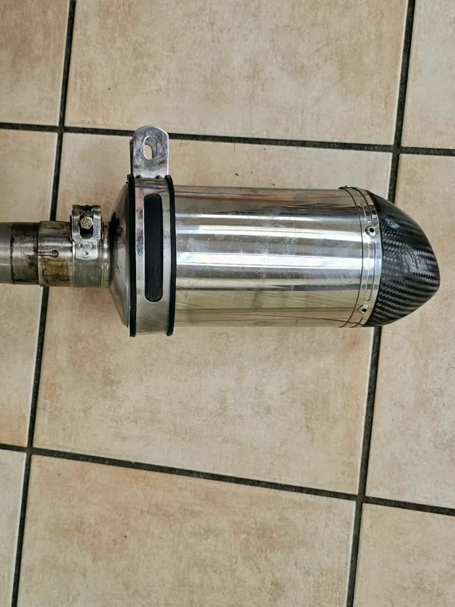 Honda VFR1200F exhaust muffler - Image 2