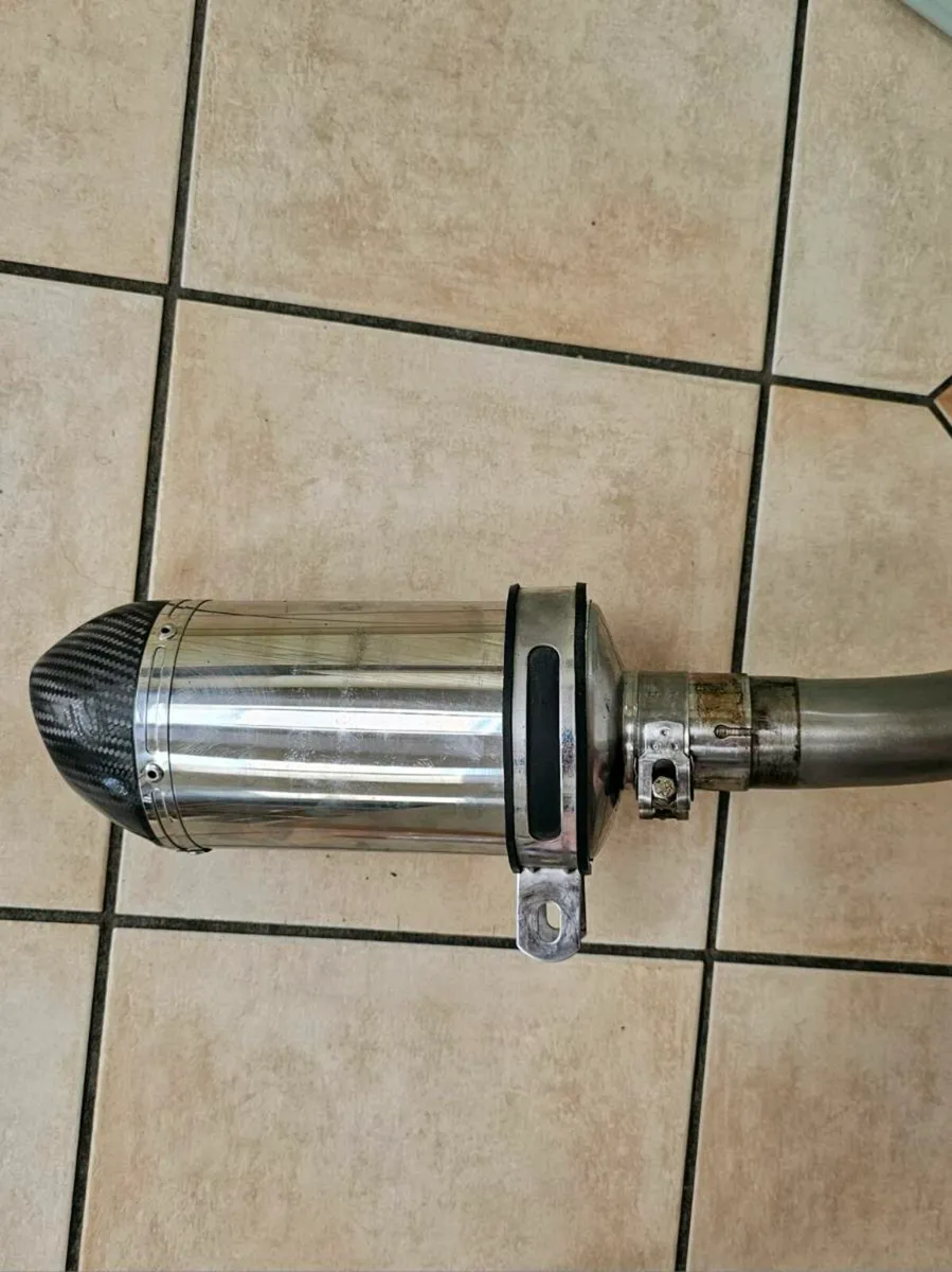 Honda VFR1200F exhaust muffler - Image 1