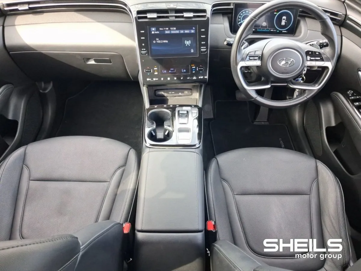 Hyundai Tucson 2WD Executive HEV Auto - Image 3