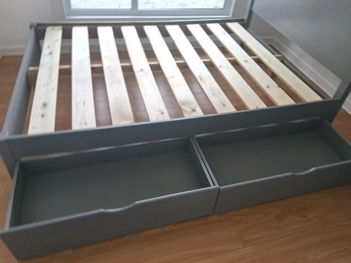 Double bed - Image 3