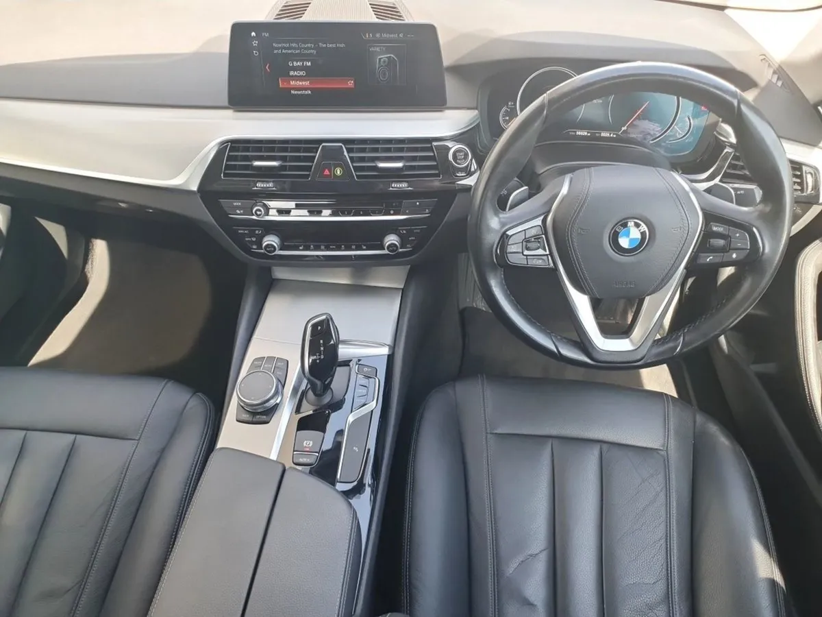 BMW 5 Series 520d SE - Image 4