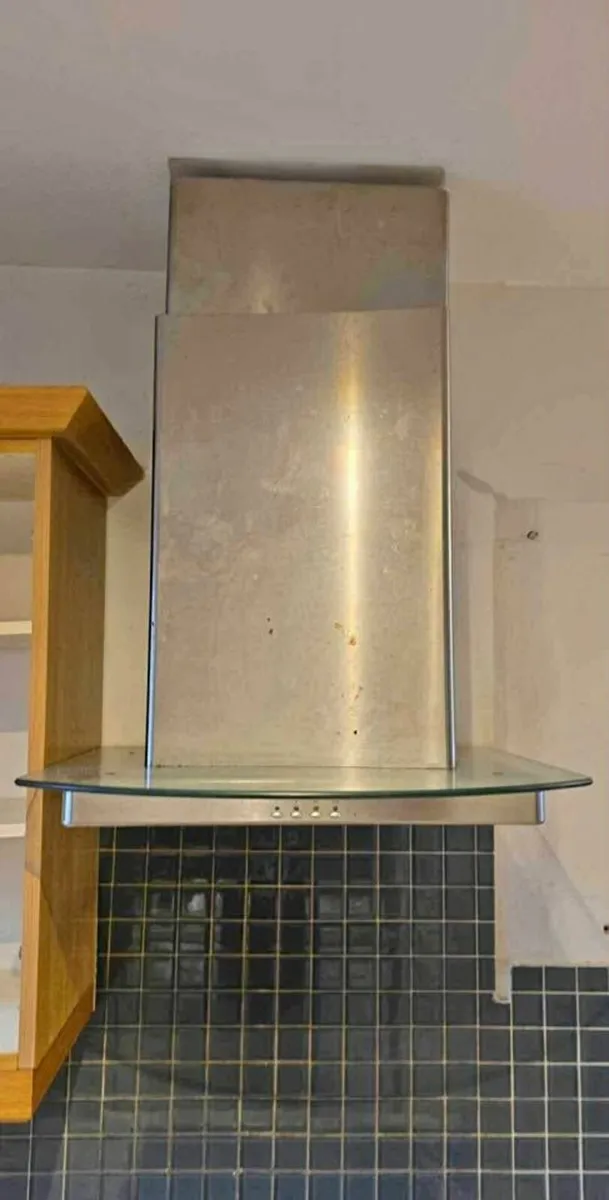 Cooker hood extraction fan
