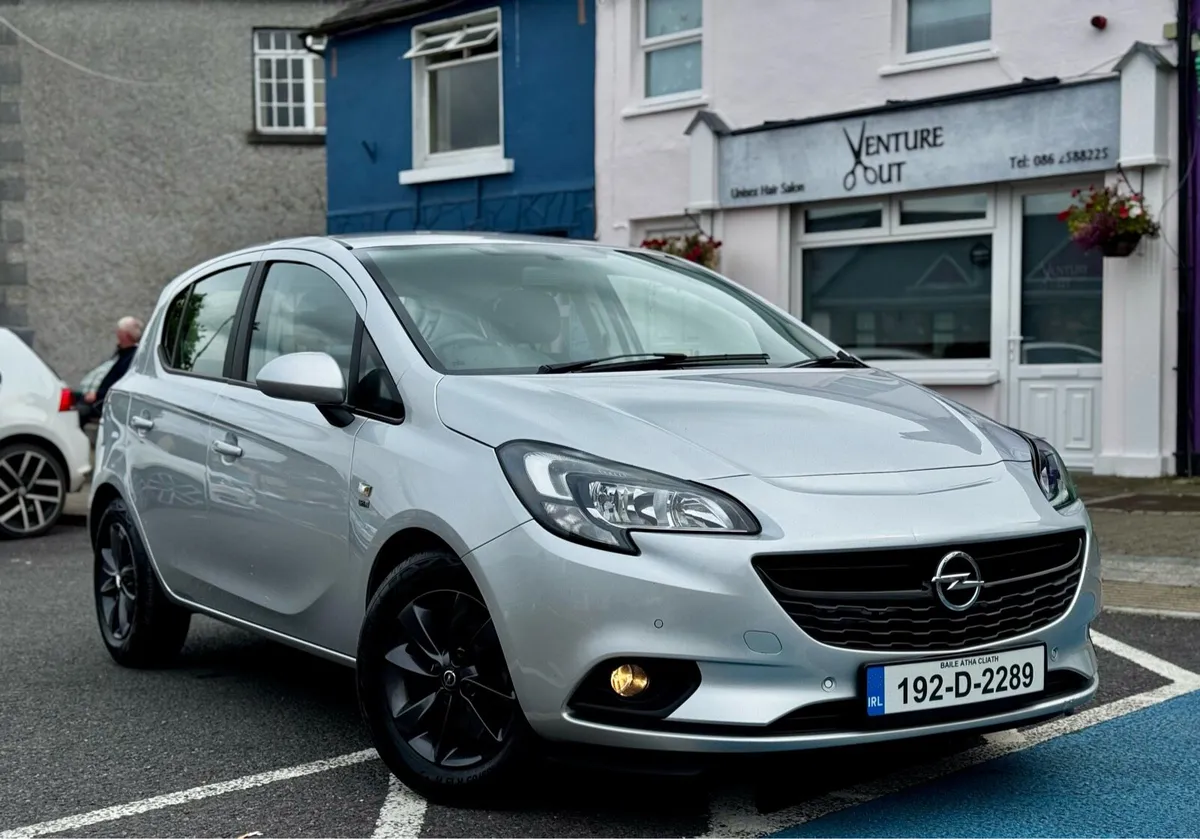 Opel Corsa 1.4 petrol anniversary - Image 1