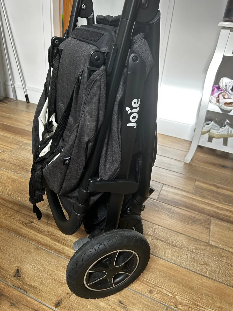 Joie pushchair - Image 2