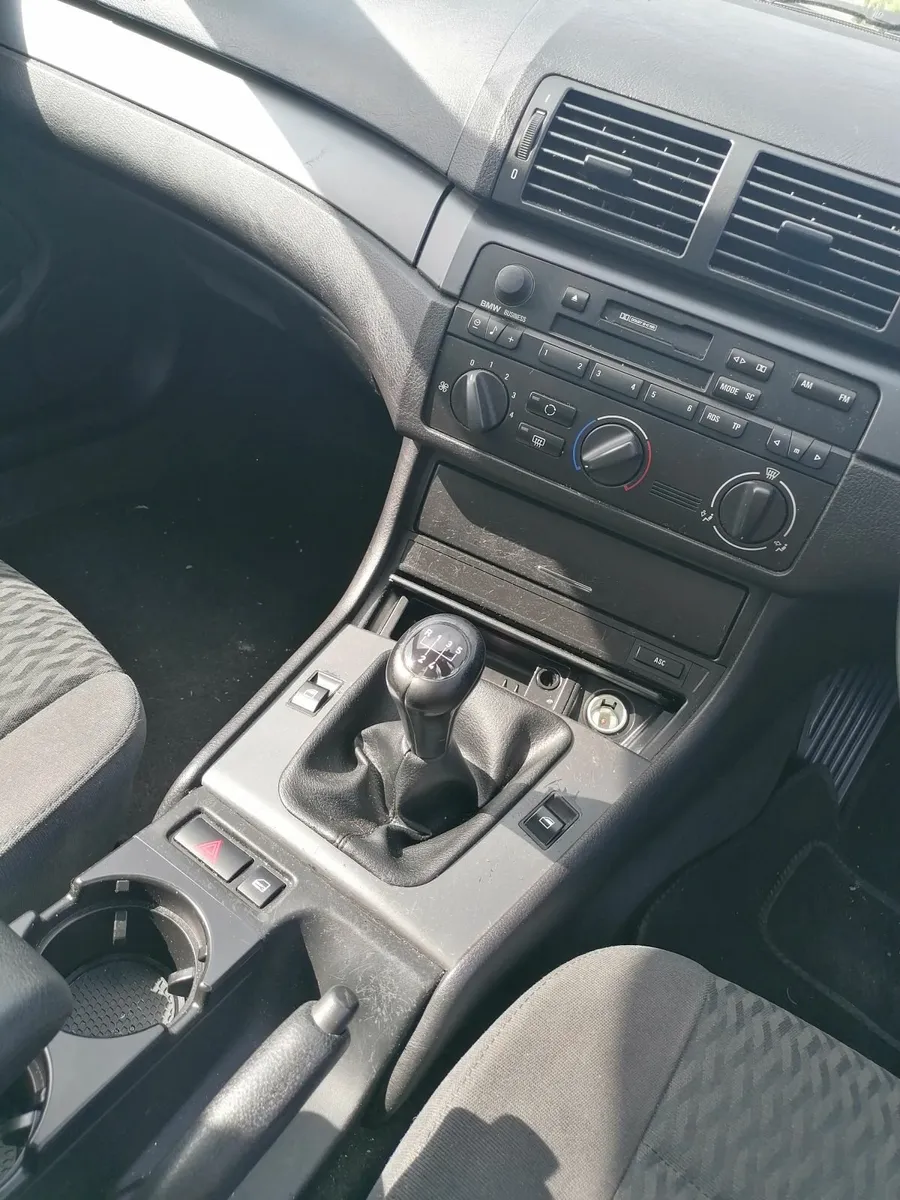 BMW 3-Series 2000 - Image 3