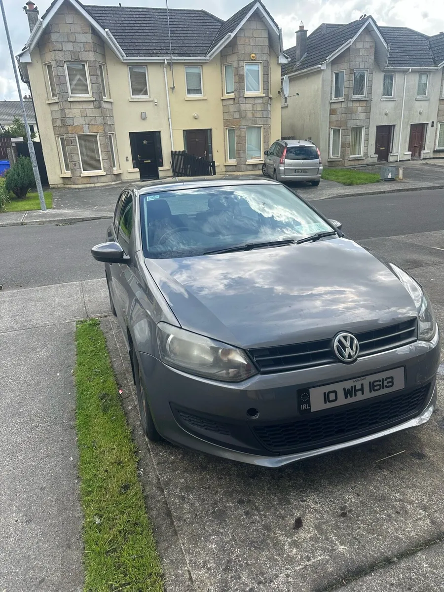 Volkswagen Polo 2010 - Image 1