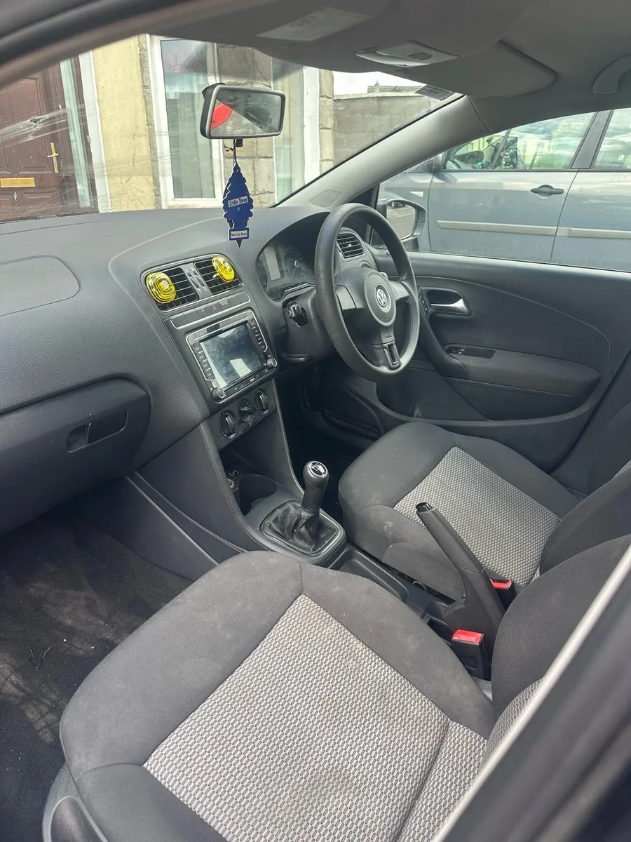 Volkswagen Polo 2010 - Image 3
