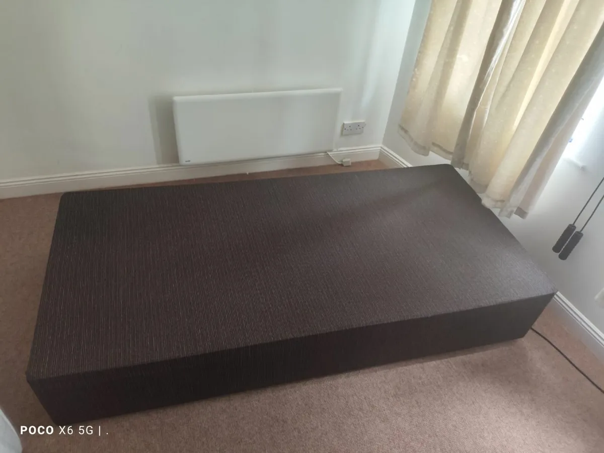 bed frame - Image 2