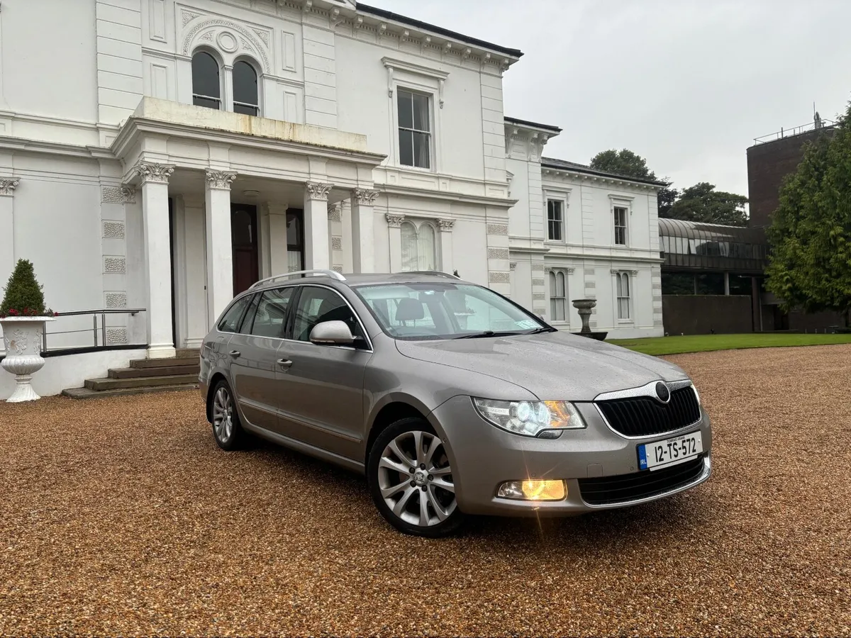 2012 Skoda Superb 2.0 TDI 170 bhp four-wheel-drive - Image 1