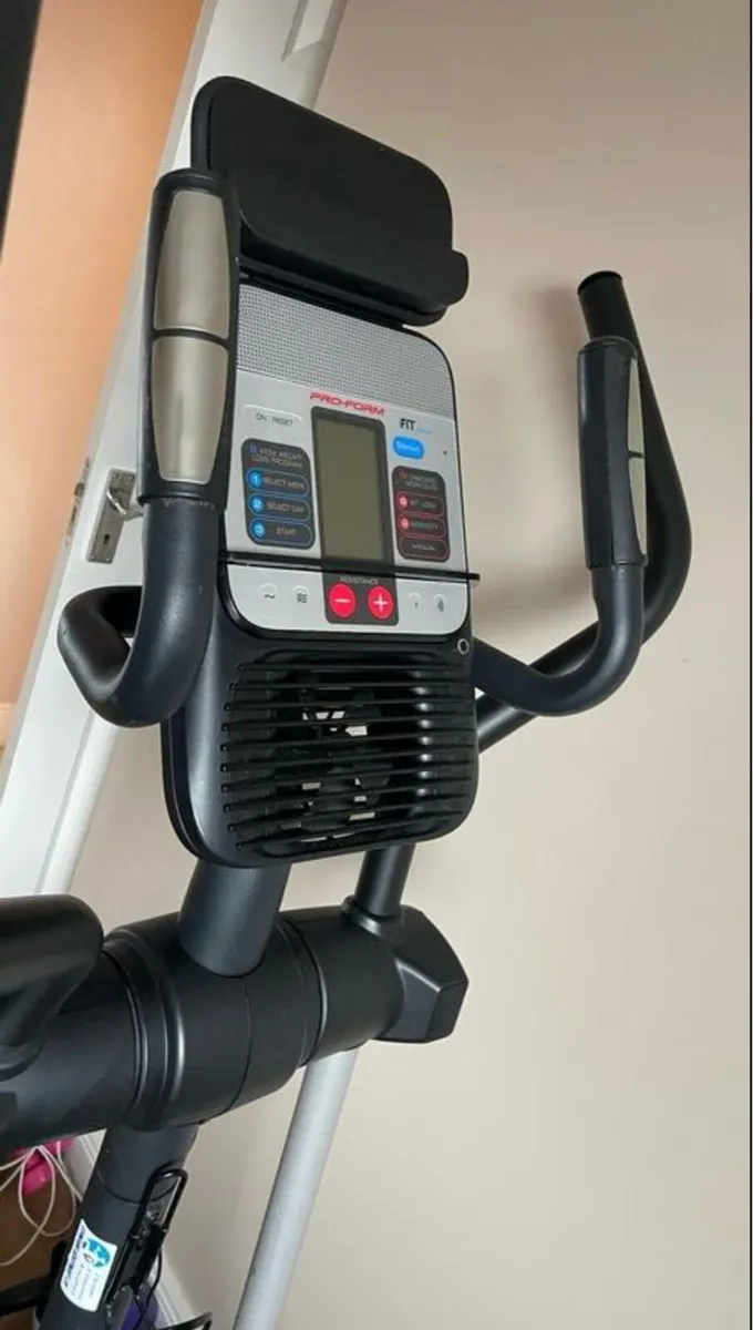 Cross trainer Elliptical Pro Form - Image 4