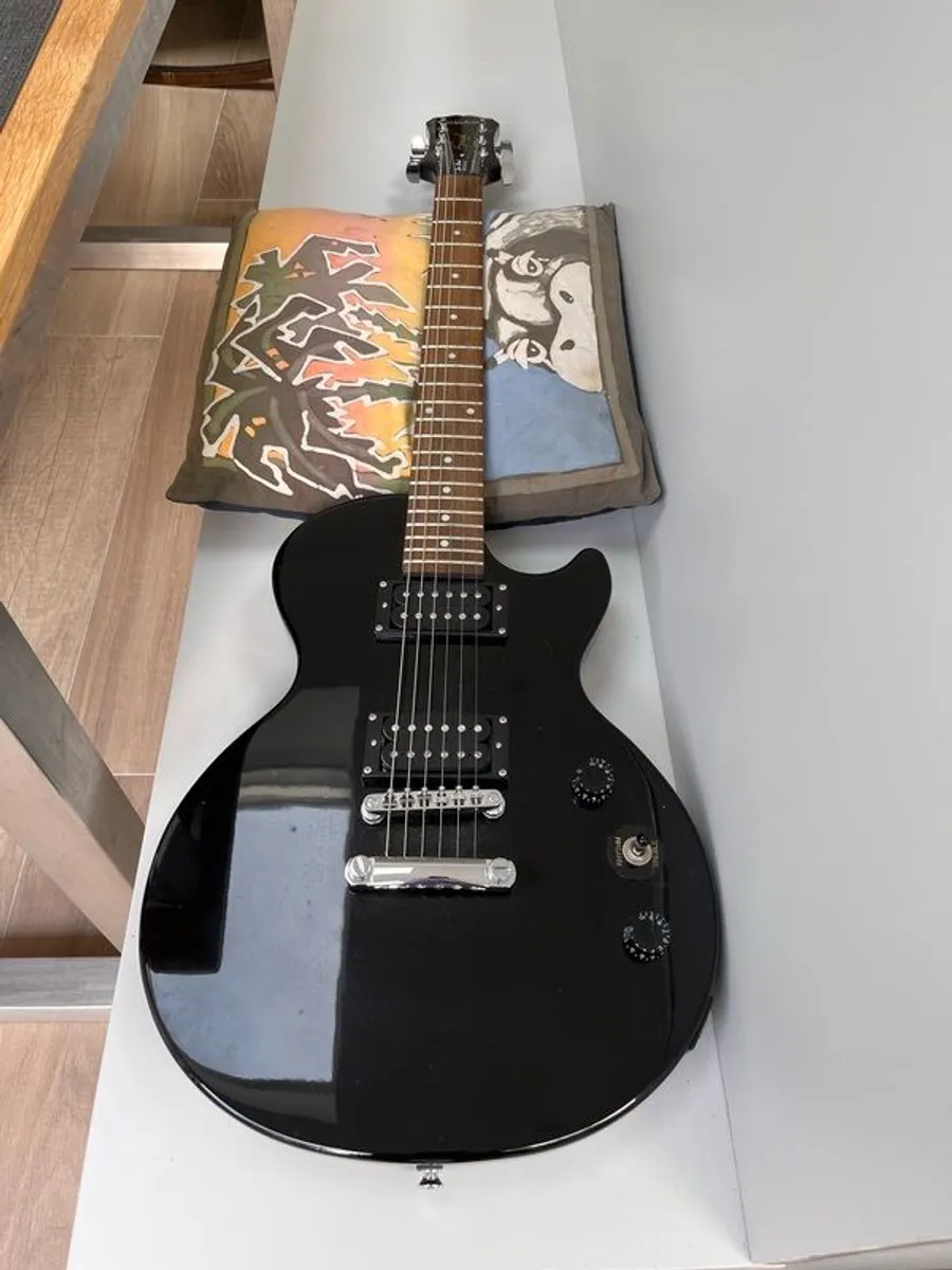Epiphone Les Paul Special 2 plus amp - Image 1