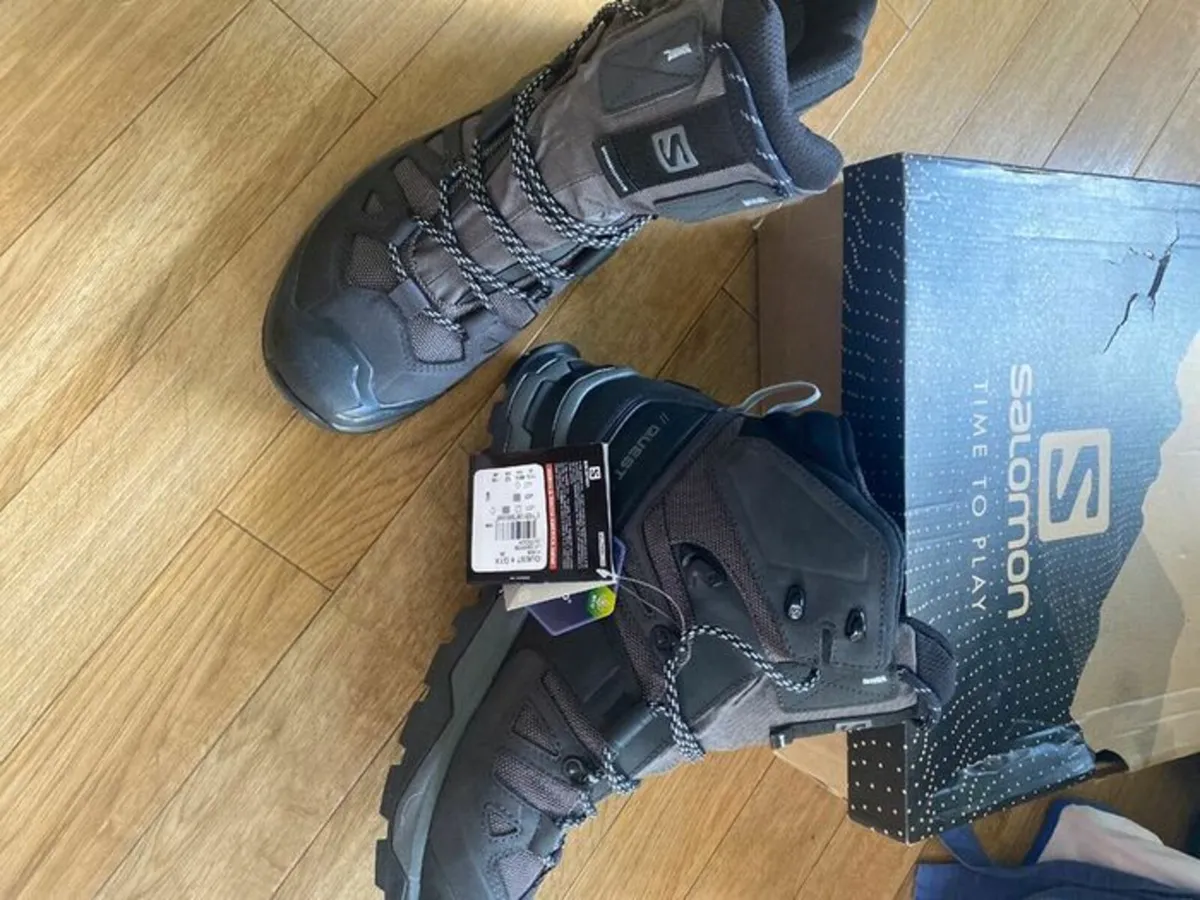 Salomon men's hiking boots - 11.5 - Image 1