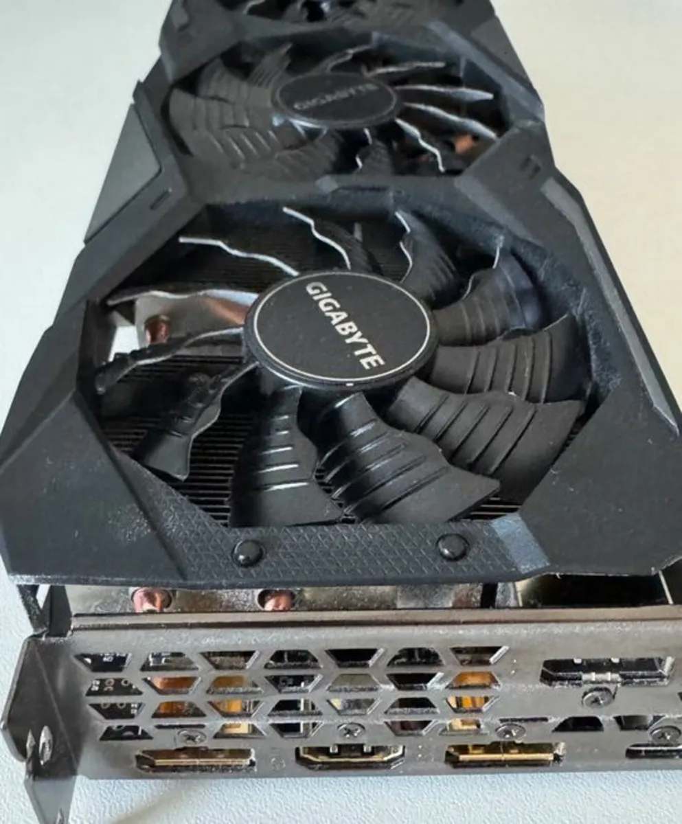Gigabyte NVIDIA RTX 2080 Gaming OC 8GB - Image 3