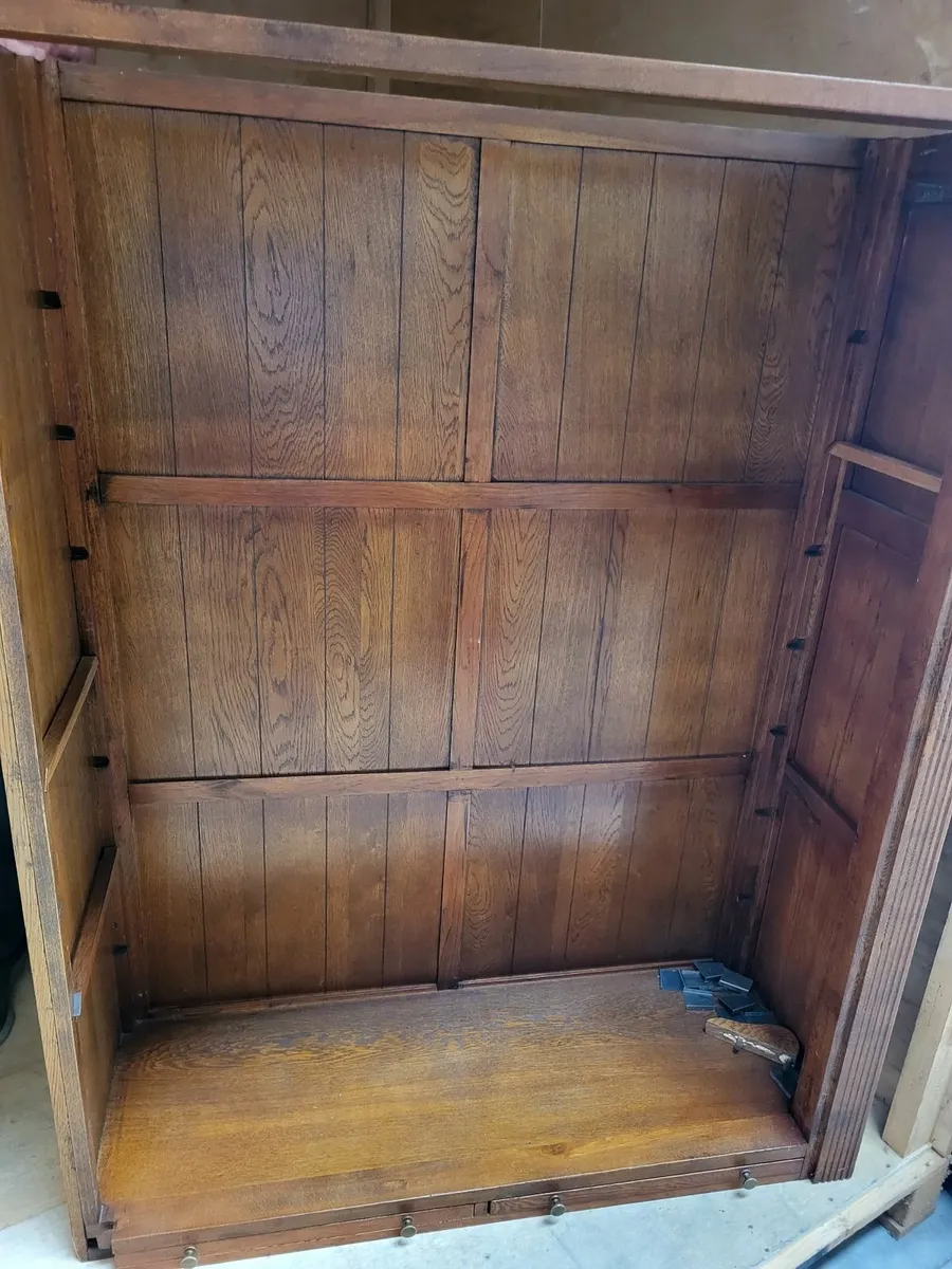 Large Bookcase with Ladder - Image 3