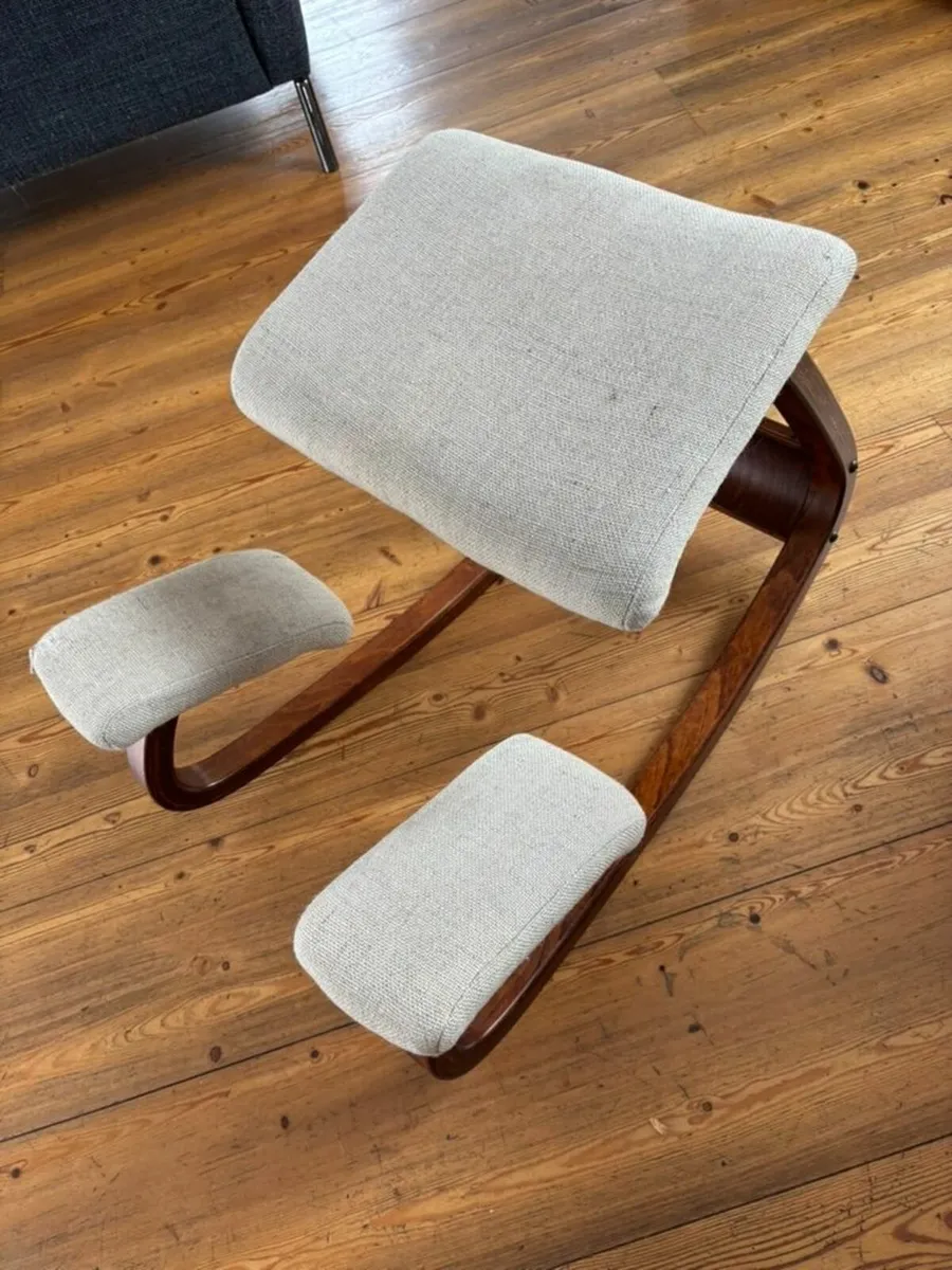 Varier Kneeling Chair (ergonomic, dark brown) - Image 1