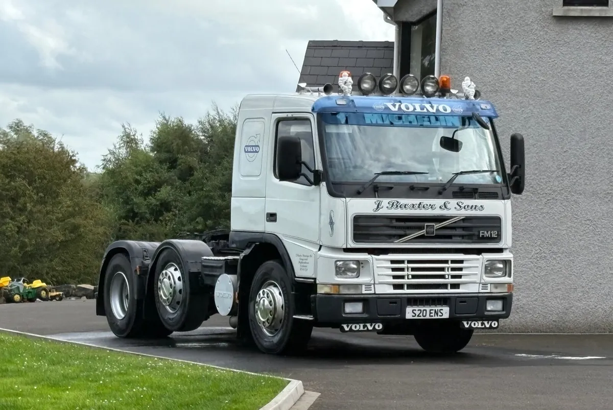 Volvo Other 2000 - Image 1