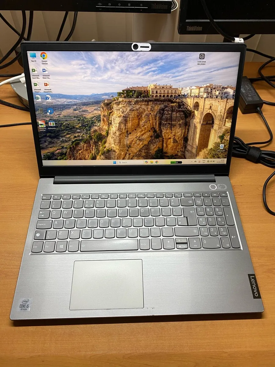 Lenovo i5 pro 10gen 16gb 512ssd win 11 - Image 1