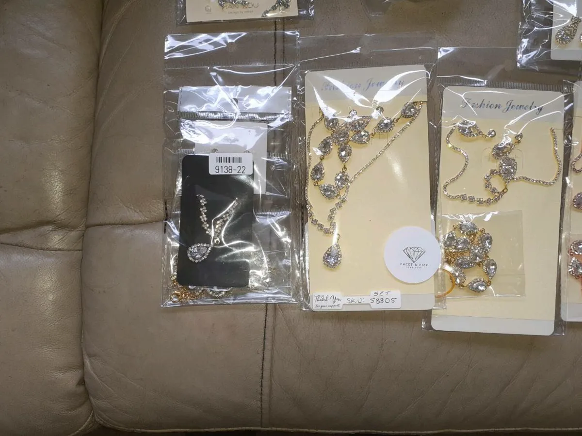 Fashion jewellery - Image 2