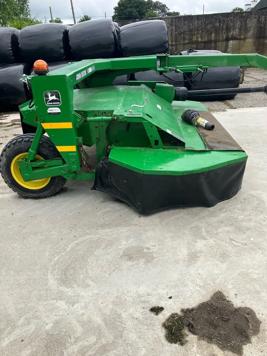 Mower. John Deere 1350 - Image 2