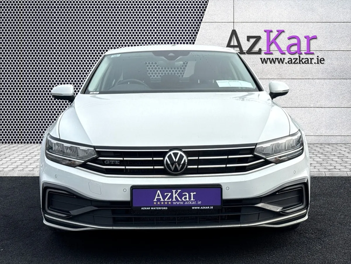 Volkswagen Passat 2022 GTE 1.4 DSG AUTOMATIC €137 - Image 2