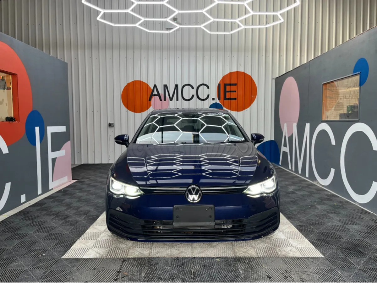 Volkswagen Golf 1.0 ETSI ACTIVE / 46k KMs / REVERS - Image 2