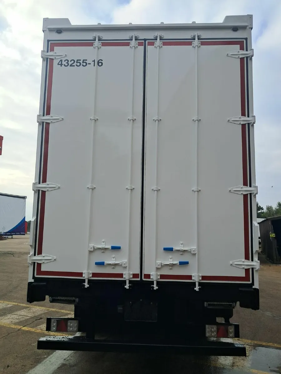 2016 Don Bur Curtainsider - Image 4