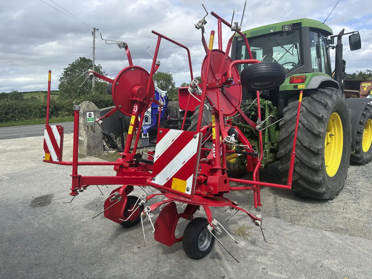 Lely Lotus Stabilo 520 Tedder - Image 1