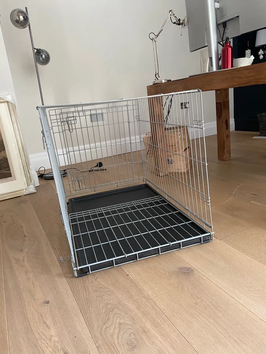 Dog crate - Image 1