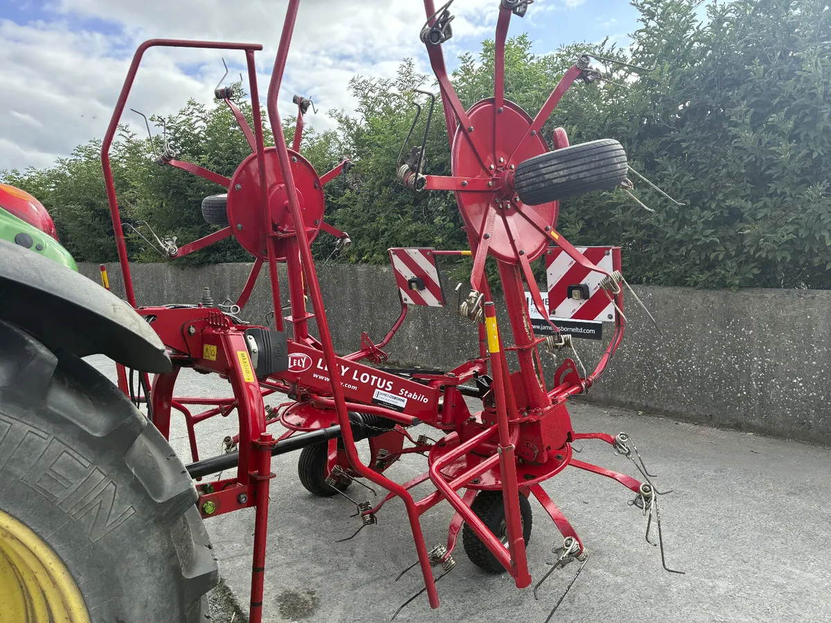 Lely Lotus 600 Tedder - Image 3