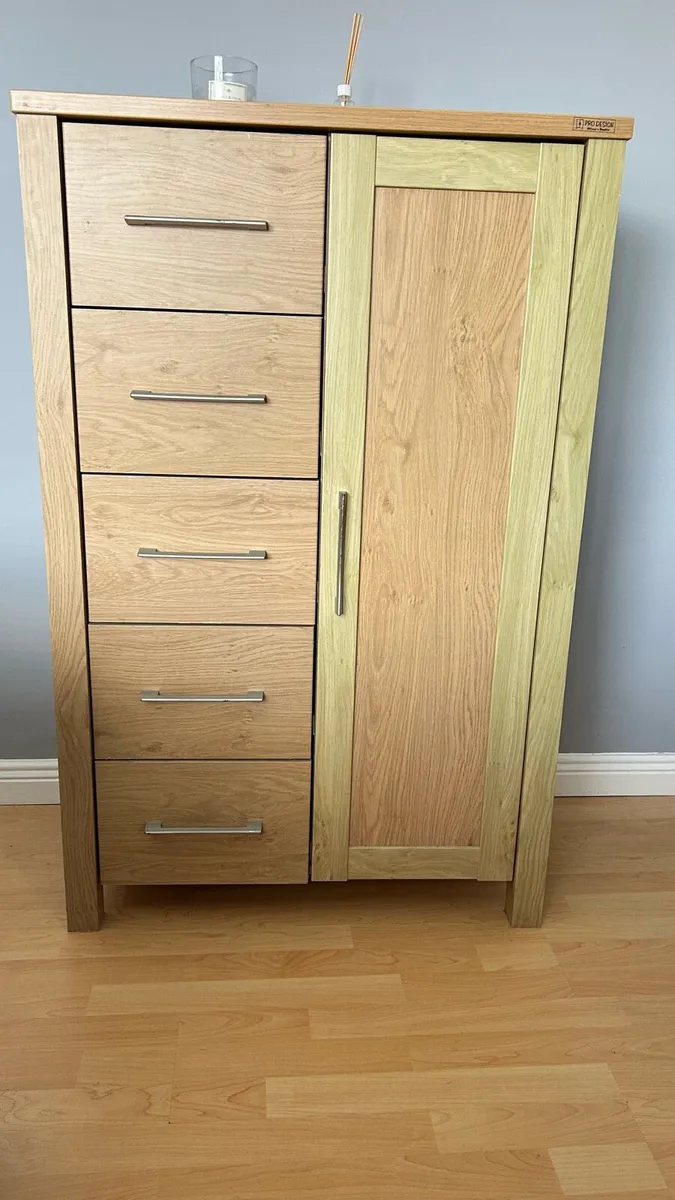 Chest of drawers - Image 1