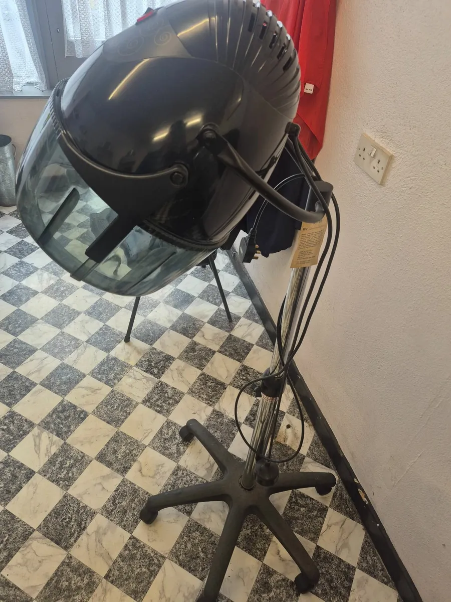 Hair dryer - Hairdressing salon equipment - Image 1