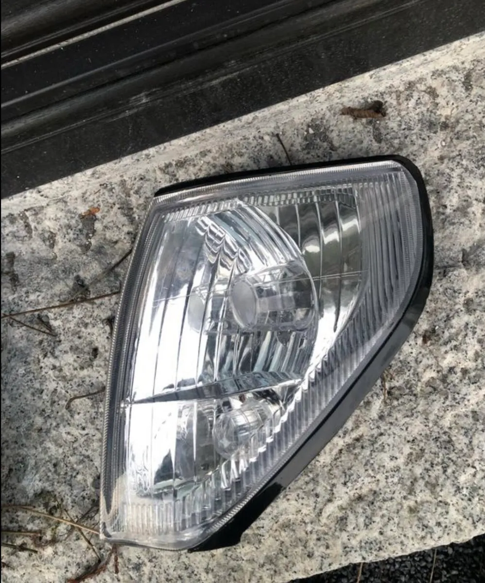 Toyota Landcruiser 90 Various Parts. - Image 2