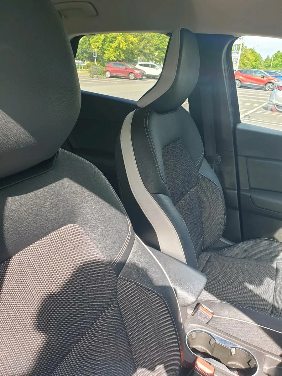Renault captur - Image 4