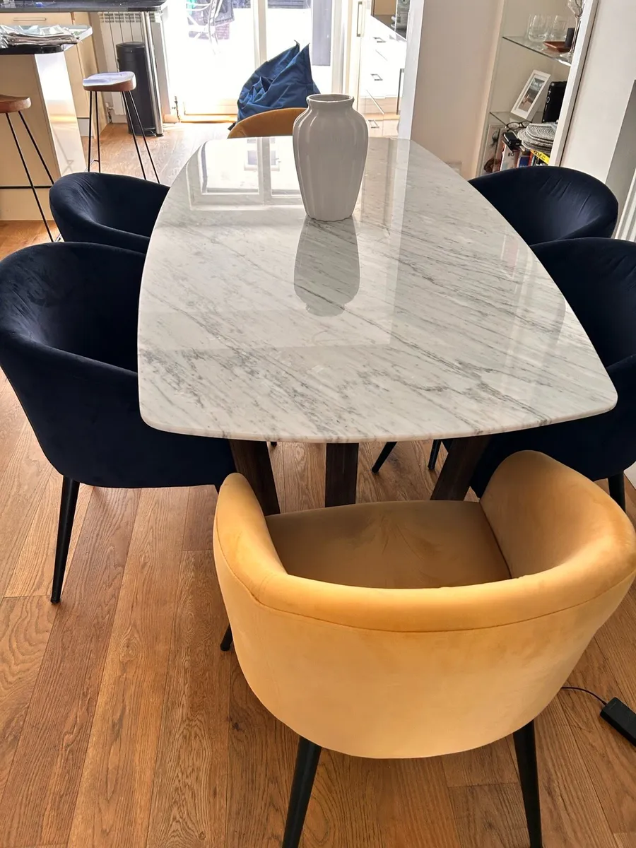 6 dining chairs - Image 2