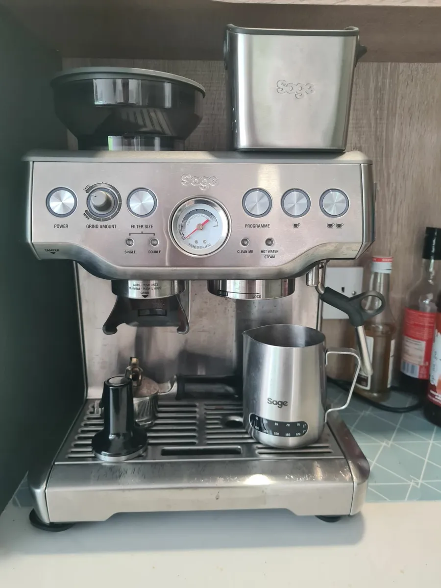 Sage The Barista Express Bean to Cup Coffee Machin - Image 1